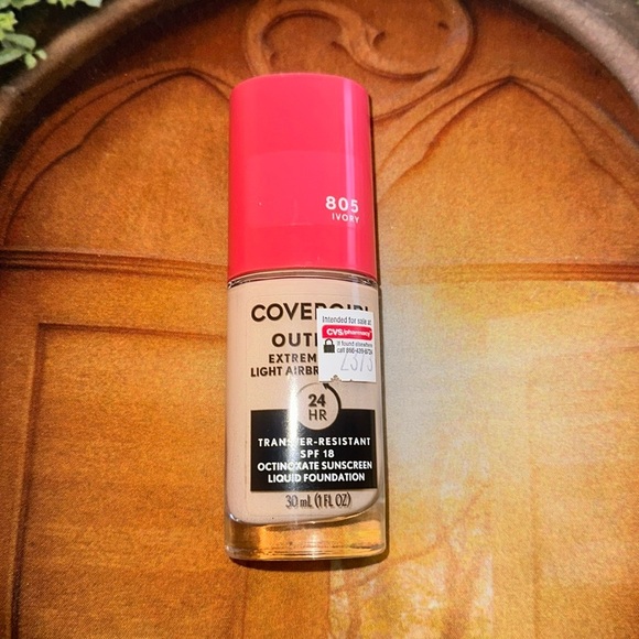 COVERGIRL Other - Outlast Extreme Full Coverage Liquid Foundation